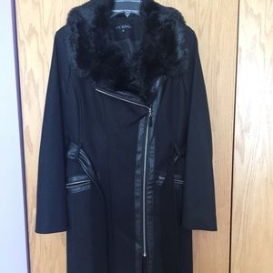 Autumn/ Winter coat with furr